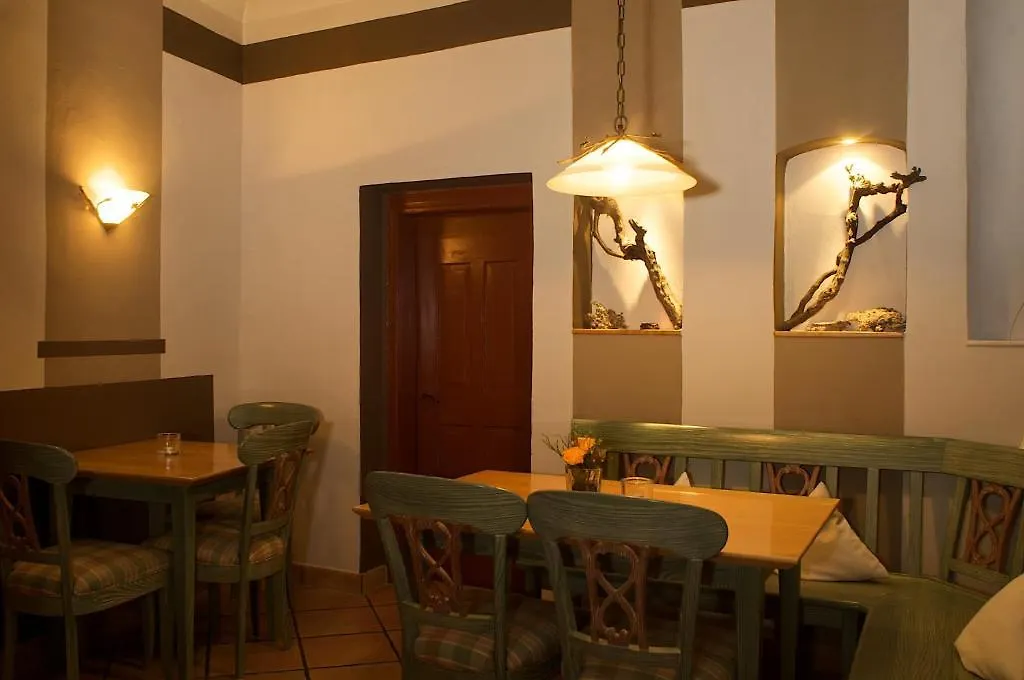Hotel Hotel-Restaurant Weinstube Am Markt